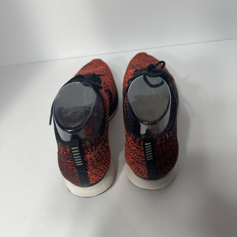Nike women Red and Black Running Shoes size 6.5 pre owned Exellent condittion. - Picture 5 of 7